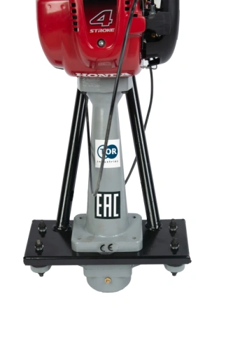 Виброрейка для бетона бензиновая без лезвия (Honda) TOR SF-1 PRO по ценам производителя в Воронеже с доставкой по всей России