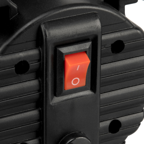 Компрессор автомобильный AC-37, 12 В, 7 атм, 37 л/мин, автомобильный предохранитель Denzel по ценам производителя в Воронеже с доставкой по всей России