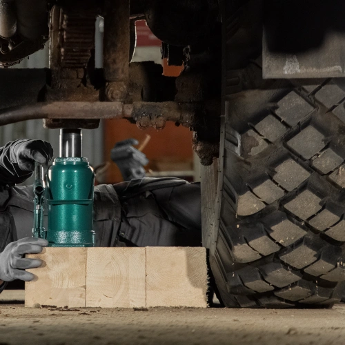 Домкрат гидравлический бутылочный, 30 т, 245-385 мм Сибртех по ценам производителя в Воронеже с доставкой по всей России