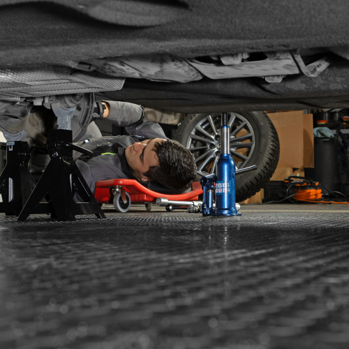 Домкрат гидравлический бутылочный, 3 т, h подъема 188-363 мм, в пластиковом кейсе Stels по ценам производителя в Воронеже с доставкой по всей России