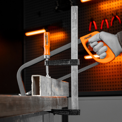 Струбцина F-образная, 300 х 120 мм Sparta по ценам производителя в Воронеже с доставкой по всей России