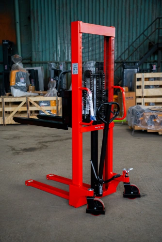 Штабелер гидравлический 2,0 т 1,6 м TOR CTY-E с раздвижными вилами по ценам производителя в Воронеже с доставкой по всей России