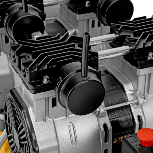 Компрессор безмасляный, малошумный DLS 3300/100, 3300 Вт,3x1100, 100 л, 570 л/мин ,блок управления Denzel по ценам производителя в Воронеже с доставкой по всей России