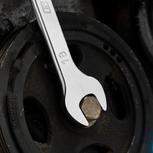 Ключ комбинированный трещоточный, 18 мм, количество зубьев 100 Gross по ценам производителя в Воронеже с доставкой по всей России