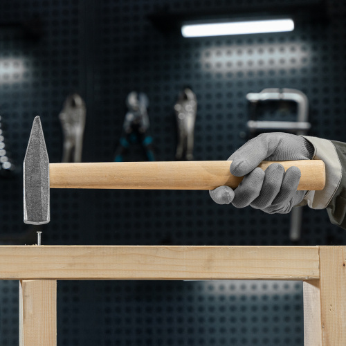 Молоток слесарный, 600 г, квадратный боек, деревянная рукоятка по ценам производителя в Воронеже с доставкой по всей России