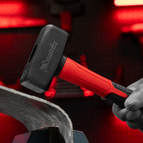 Кувалда optimal, 1000 г, фибергласовая обрезиненная рукоятка Matrix по ценам производителя в Воронеже с доставкой по всей России