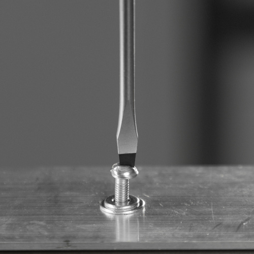 Отвертка, SL3х100 мм, S2, 3к рукоятка Denzel по ценам производителя в Воронеже с доставкой по всей России