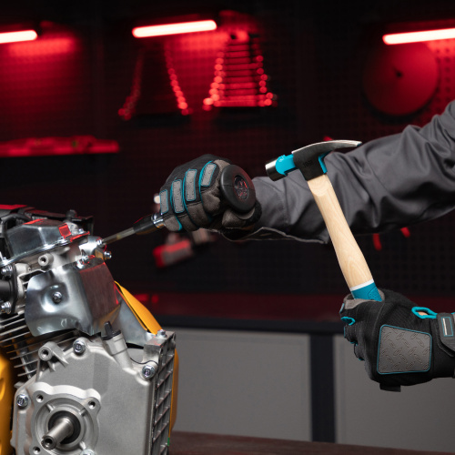 Отвертка ударно-поворотная 1/2, набор бит, 6 шт, черная ручка Профи, пластиковый бокс Matrix по ценам производителя в Воронеже с доставкой по всей России