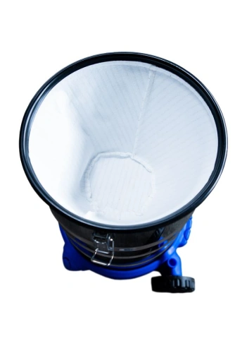 Пылесос строительный 40 л 1600Вт с розеткой 220В TOR TVC40 по ценам производителя в Воронеже с доставкой по всей России