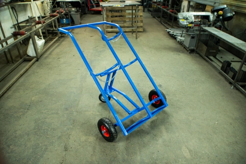 Тележка для баллонов пропан + кислород TOR ТГК-П, 2 баллона (250 пневмо+160поворотное) по ценам производителя в Воронеже с доставкой по всей России