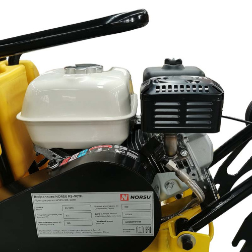 Виброплита бензиновая прямоходная NORSU RF-90TH (колесный комплект, бак для воды) по ценам производителя в Воронеже с доставкой по всей России