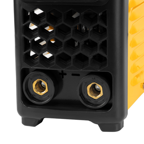 Аппарат инвертор. дуговой сварки SDM-200 Top, 200 А, ПВ 80% Denzel по ценам производителя в Воронеже с доставкой по всей России