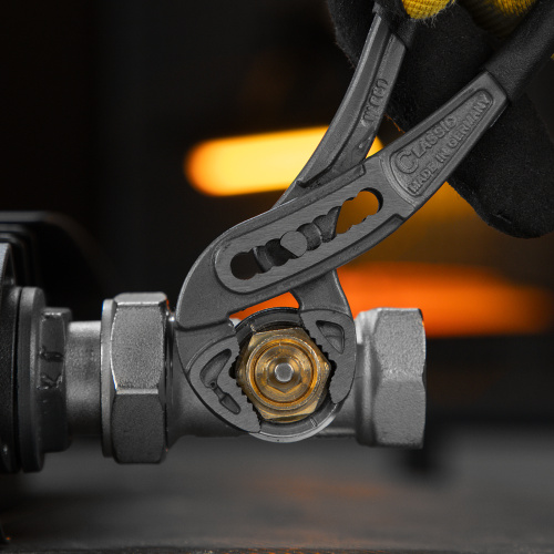 Клещи переставные, обливные рукоятки, 180 мм Denzel по ценам производителя в Воронеже с доставкой по всей России