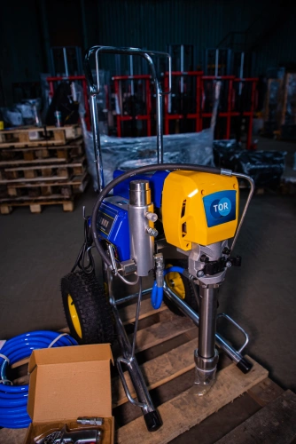 Окрасочный аппарат поршневой 320 бар, 3 кВт,  220 В TOR GD-1095 по ценам производителя в Воронеже с доставкой по всей России