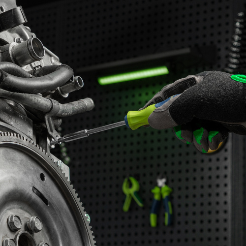 Набор инструментов, 1/2", 3/8", 1/4", пластиковый кейс 215 предм. Сибртех по ценам производителя в Воронеже с доставкой по всей России