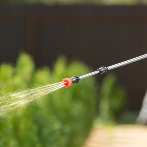 Опрыскиватель ранцевый аккумуляторный D-12LA, 12 л, 12 В, 8 Ач Denzel по ценам производителя в Воронеже с доставкой по всей России