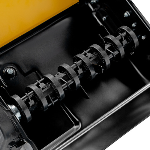 Скарификатор-аэратор бензиновый SAG-400, 212 см3, -15/+10 мм, 40 см Denzel по ценам производителя в Воронеже с доставкой по всей России