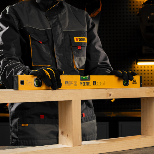 Уровень алюминиевый, магнит, фрезерованный, 3 глазка (1 зеркал.) 0,5 мм/м, 600 мм Denzel по ценам производителя в Воронеже с доставкой по всей России