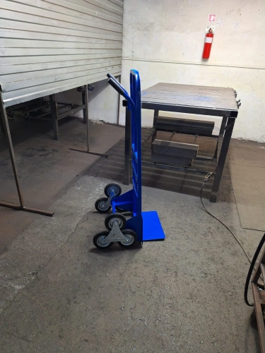 Тележка грузовая для лестниц TOR КГ-200ПЛ г/п 200 кг (трехколесный блок) по ценам производителя в Воронеже с доставкой по всей России