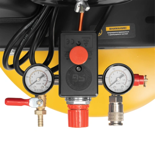 Компрессор воздушный BCV2200/100V, ременный привод , 2.3 кВт, 100 литров, 440 л/мин Denzel по ценам производителя в Воронеже с доставкой по всей России