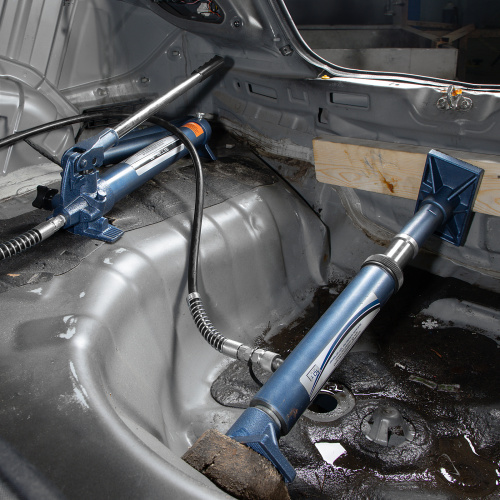 Растяжка гидравлическая, 10 т, набор из 17 предметов, 7 сменных насадок, в металлическом кейсе Stels по ценам производителя в Воронеже с доставкой по всей России