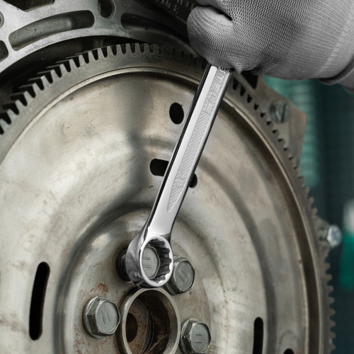 Ключ комбинированный, 18 мм, CrV, антислип Stels по ценам производителя в Воронеже с доставкой по всей России