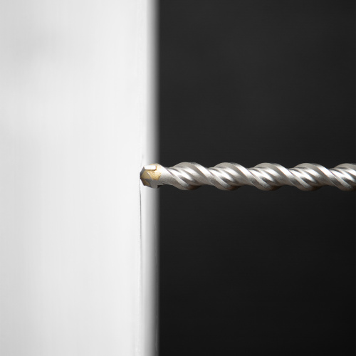 Бур по бетону, двойная спираль, три пылеотводящие кромки, 14 x 210 мм DENZEL по ценам производителя в Воронеже с доставкой по всей России