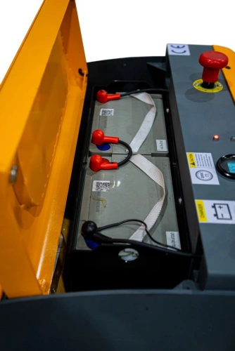 Штабелер самоходный 1,0 т 3,0 м XILIN CPD10W с наклоном мачты и противовесом 24/105 В/Ач по ценам производителя в Воронеже с доставкой по всей России