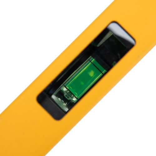 Уровень алюминиевый, магнит, фрезерованный, 3 глазка (1 зеркал.) 0,5 мм/м, 800 мм Denzel по ценам производителя в Воронеже с доставкой по всей России