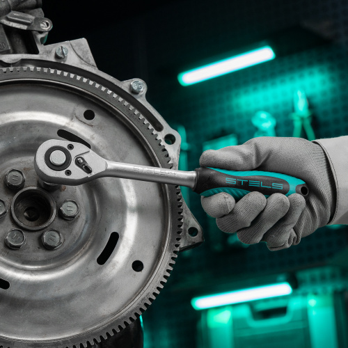 Набор торцевых головок с трещоткой 1/2", 24 предмета Stels по ценам производителя в Воронеже с доставкой по всей России