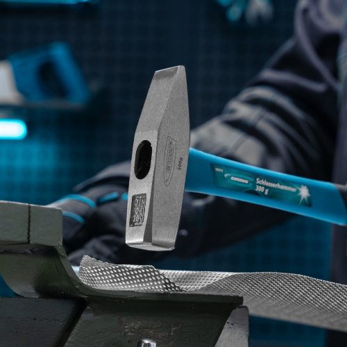 Молоток слесарный, 300 г, квадратный боек, фибергласовая обрезиненная рукоятка Gross по ценам производителя в Воронеже с доставкой по всей России