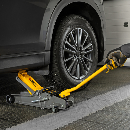 Домкрат гидравлический подкатной с фиксатором, 2,5 т, 85-385 мм Denzel по ценам производителя в Воронеже с доставкой по всей России