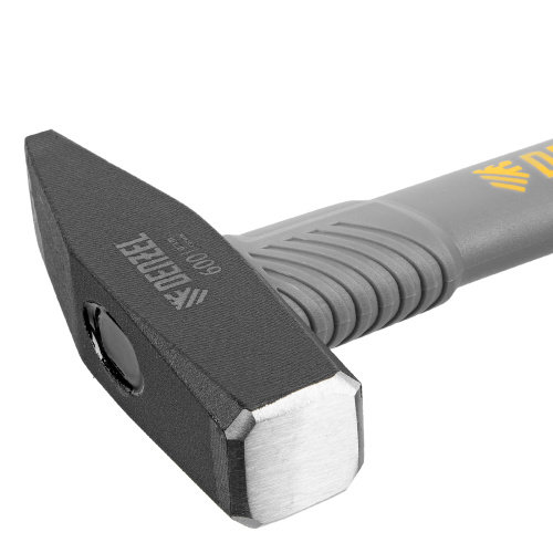 Молоток слесарный, 600 г, кованый, фибергласовая рукоятка c TPR покрытием Denzel по ценам производителя в Воронеже с доставкой по всей России