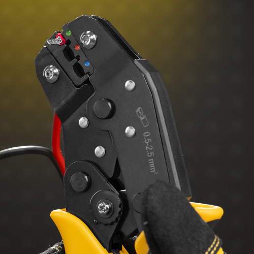 Клещи для обжима изолир. наконечников НКИ и НВИ, разъемов РПИ, гильз ГСИ, 0,5 - 2,5 мм2 Denzel по ценам производителя в Воронеже с доставкой по всей России